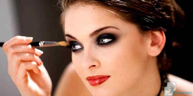 তৈলাক্ত ত্বকে দীর্ঘক্ষণ মেকআপ ধরে রাখার উপায়